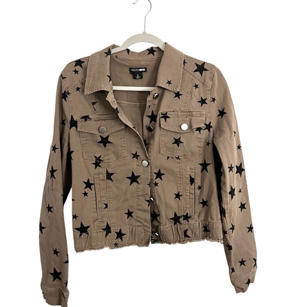 Fashion Nova Star Print Jacket Womens Brown Cropped Denim Trucker Y2K | Size L - Picture 2 of 6